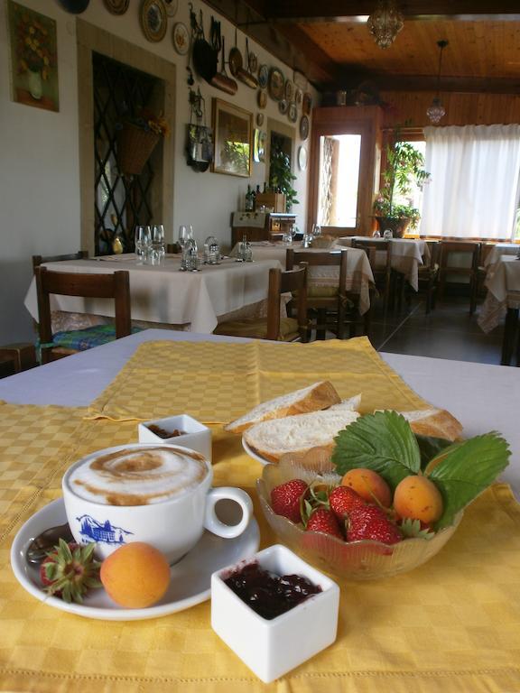 Albergo Ristorante Ai Pini Tarzo Eksteriør bilde